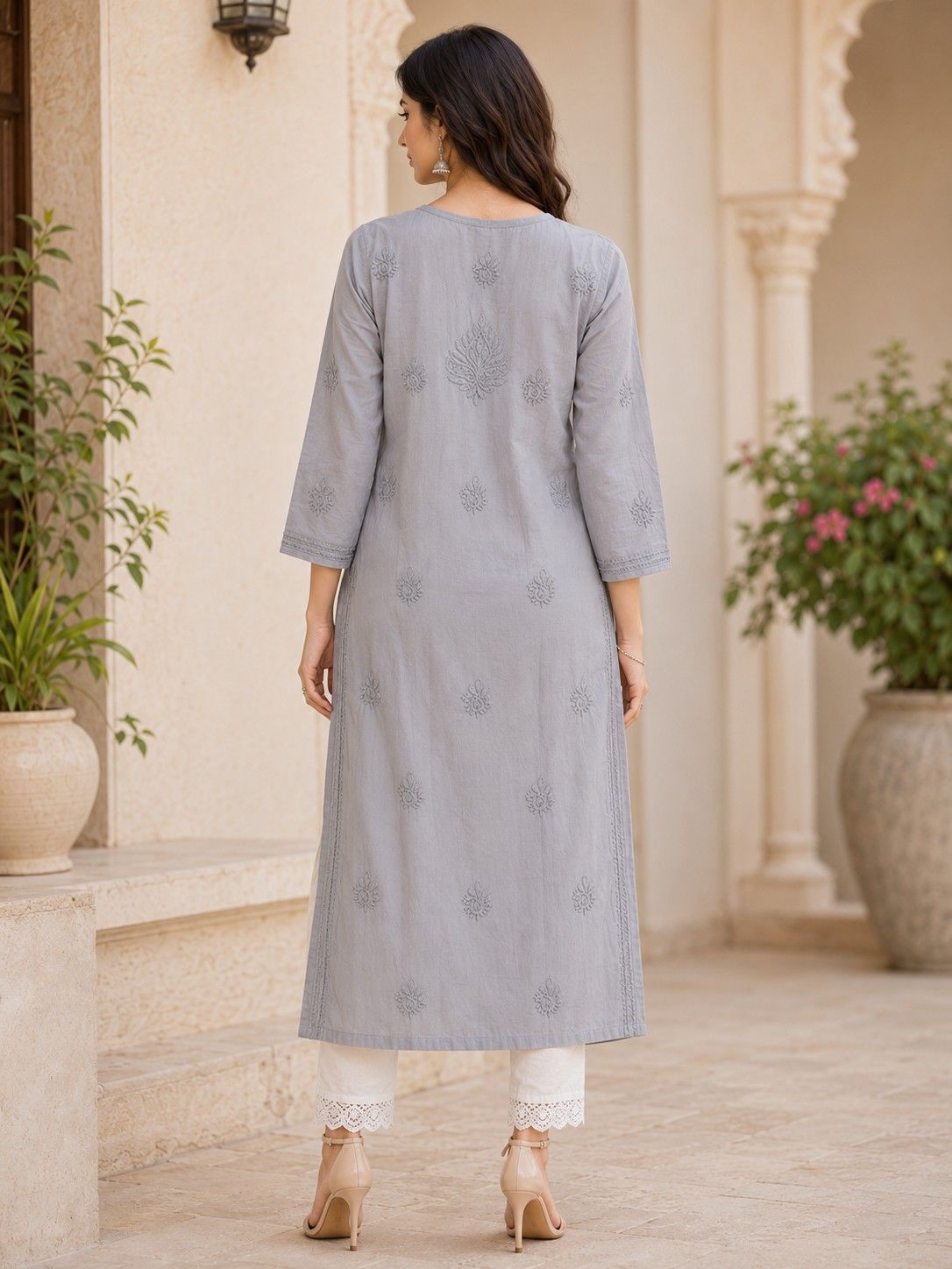 Grey Hand Embroidered Lucknowi Chikankari Kashmiri Cotton Kurti